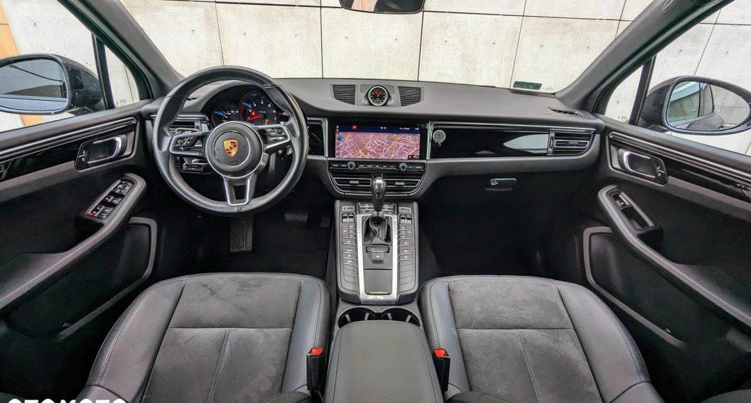 Porsche Macan cena 210000 przebieg: 15000, rok produkcji 2020 z Choszczno małe 211